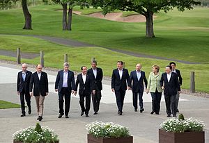 Ten leaders at G8 summit, 2013.jpg